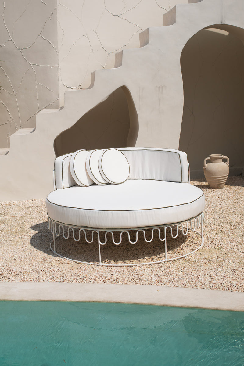 Wavy Circular Lounger | PRE-ORDER SEPTEMBER ARRIVAL