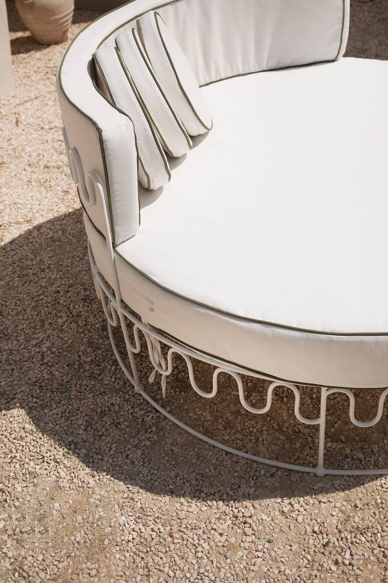 Wavy Circular Lounger | PRE-ORDER SEPTEMBER ARRIVAL