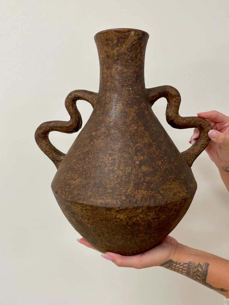 Wave Handle Vase | BROWNIE