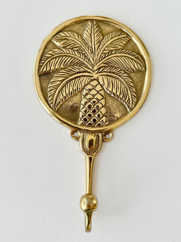 GOLD/BRASS WALL HOOK CIRCULAR SINGLE PALM